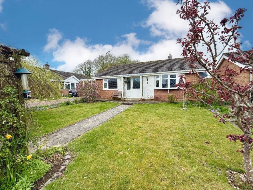 Property photo 1 of 11