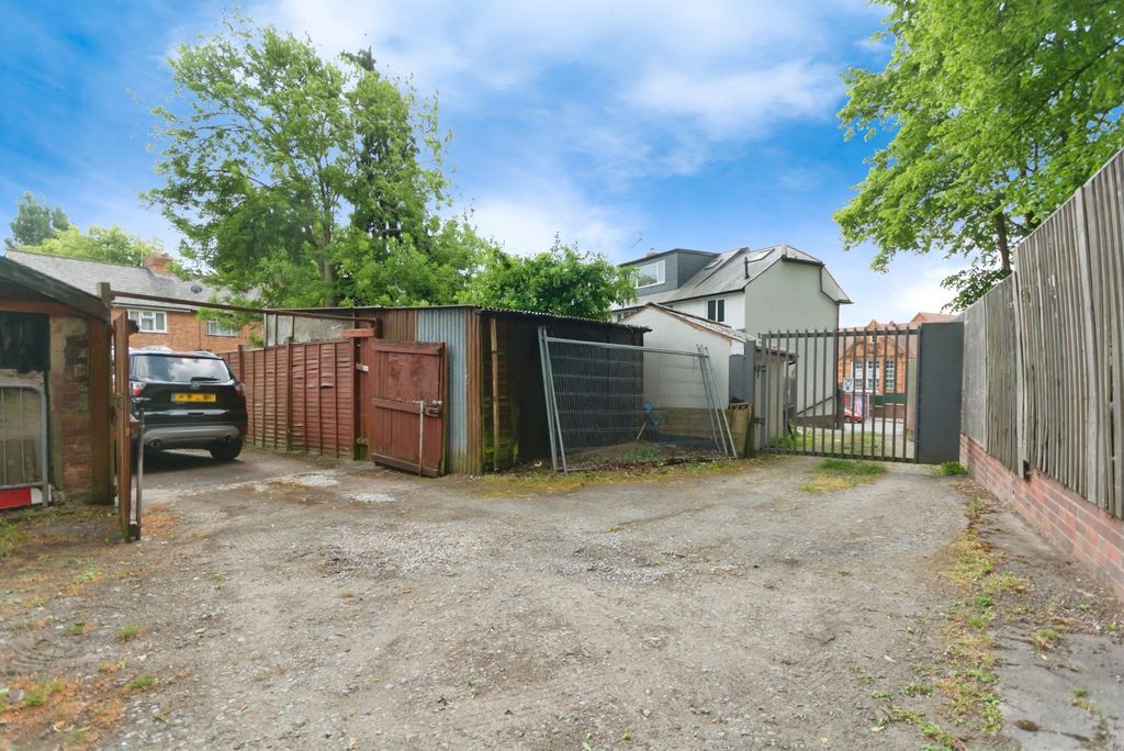 Property photo 1 of 17 Photo