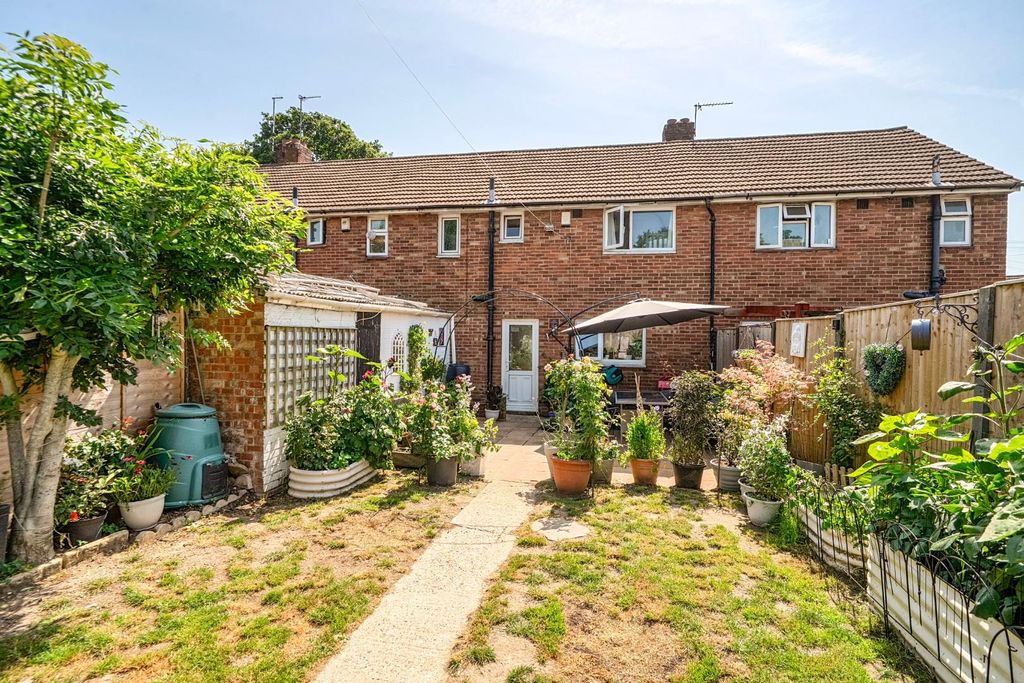 Property photo 1 of 12 1-6A39506Ebf63E-1480175-3-6A3919A89B82B-1.Jpg