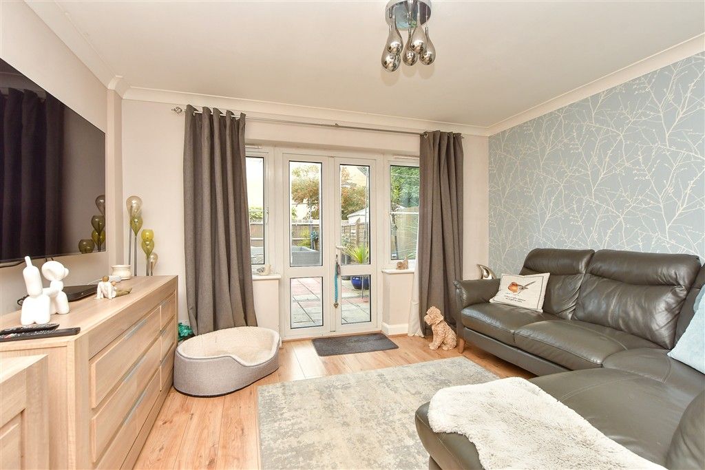 Property photo 2 of 11 Lounge/Diner