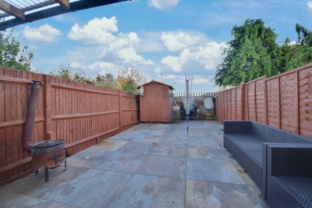 Property photo 3 of 8 Picture No. 08