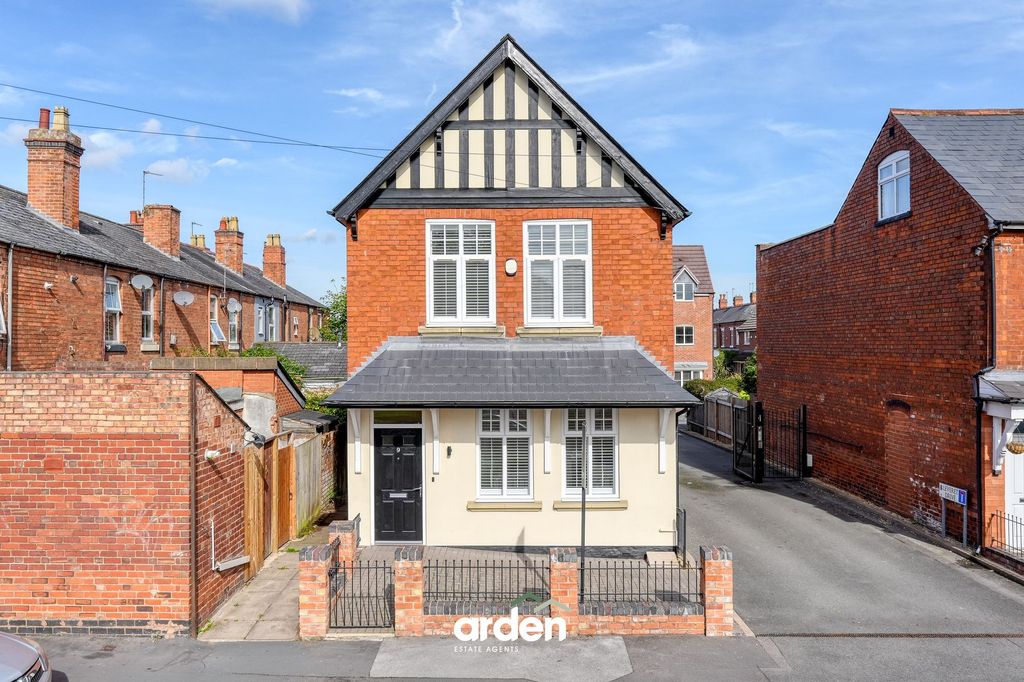 Property photo 1 of 23