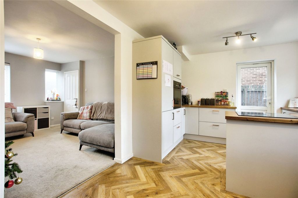 Property photo 2 of 16 Picture No. 06
