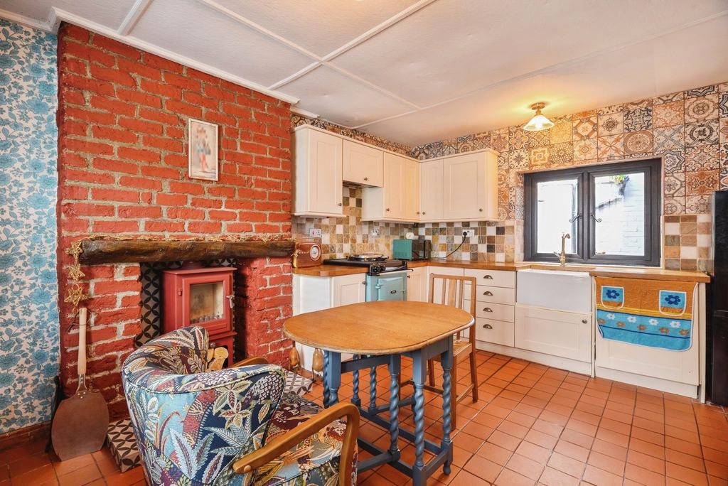 Property photo 3 of 15 Pbox-Img.Jpg