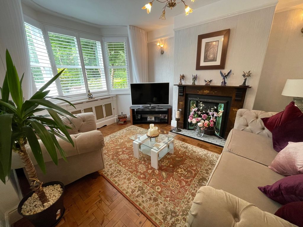 Property photo 3 of 24