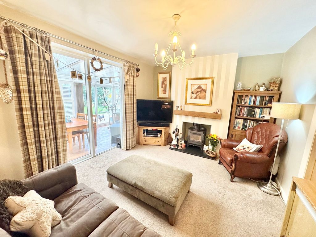 Property photo 3 of 24