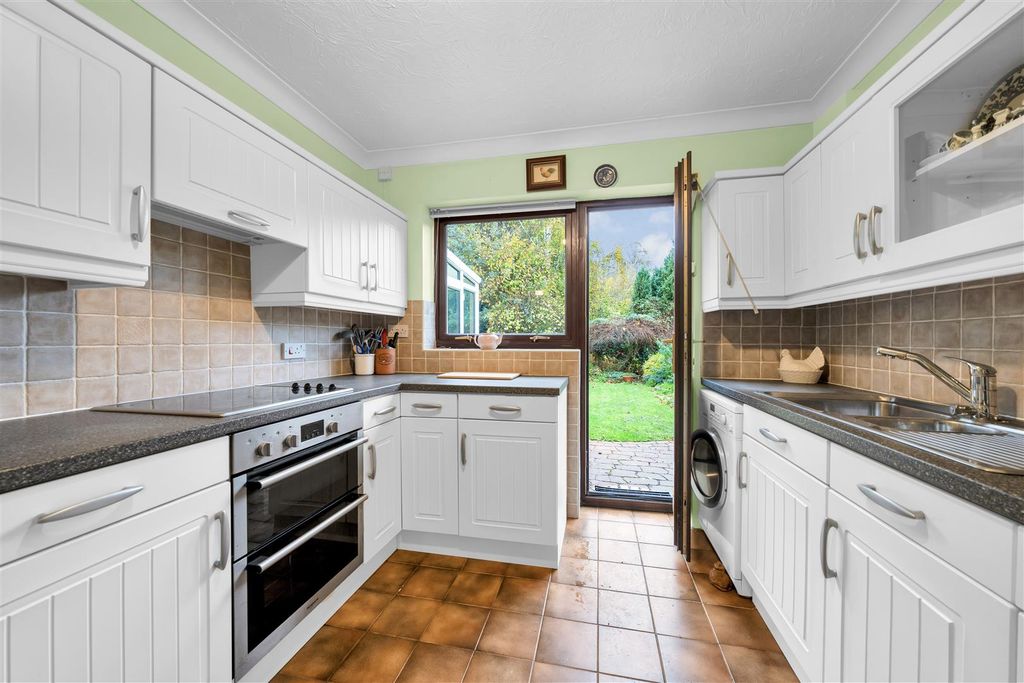 Property photo 2 of 13 Kitchen