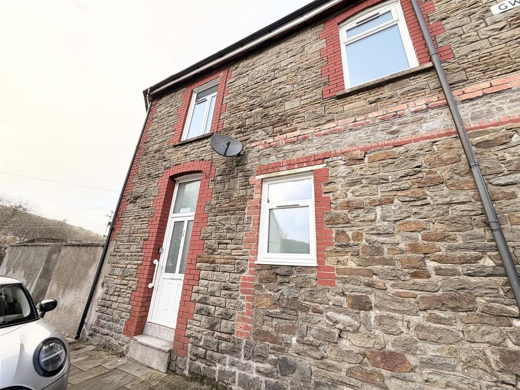 Property photo 2 of 22 Charming Stone House With Modern White Windows...