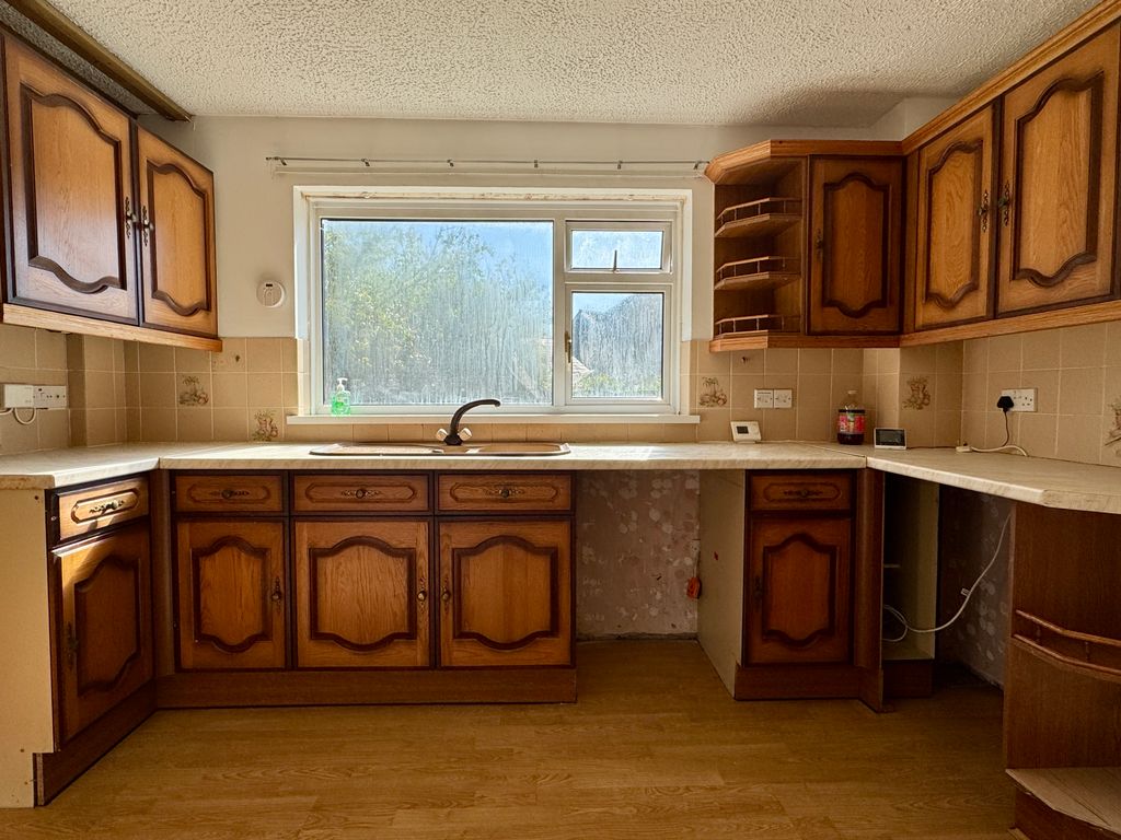 Additional image 4 of 3 bed property to rentCarmarthen SA31