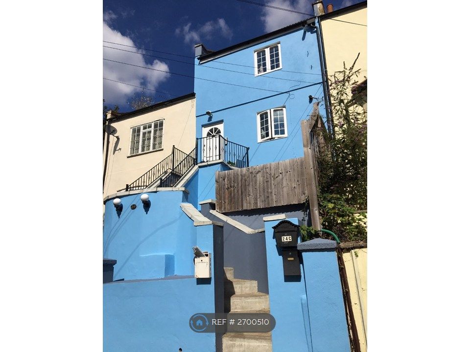 Property photo 1 of 7 Exterior