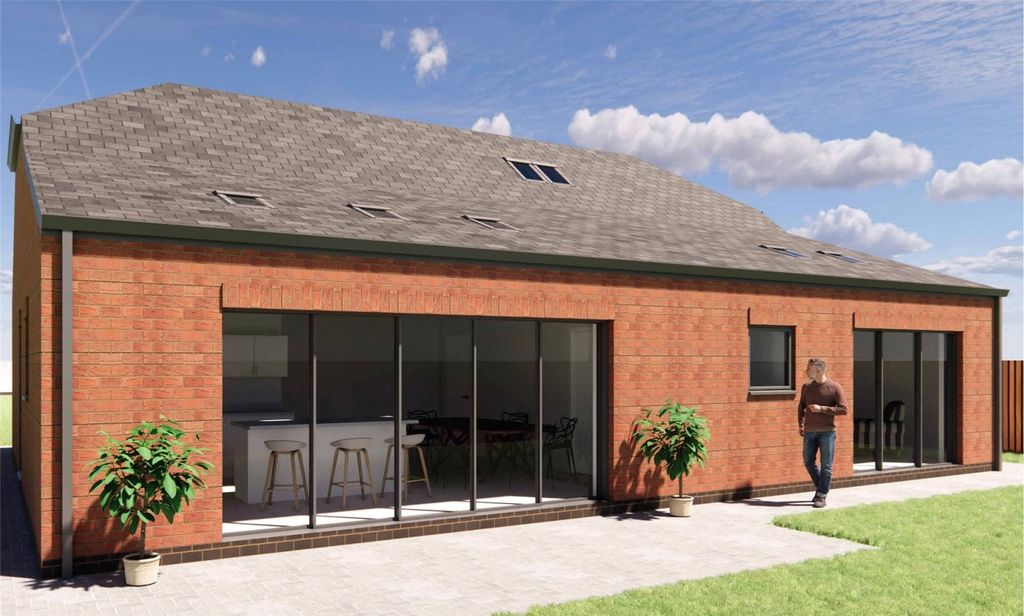 Property photo 2 of 3 Outside