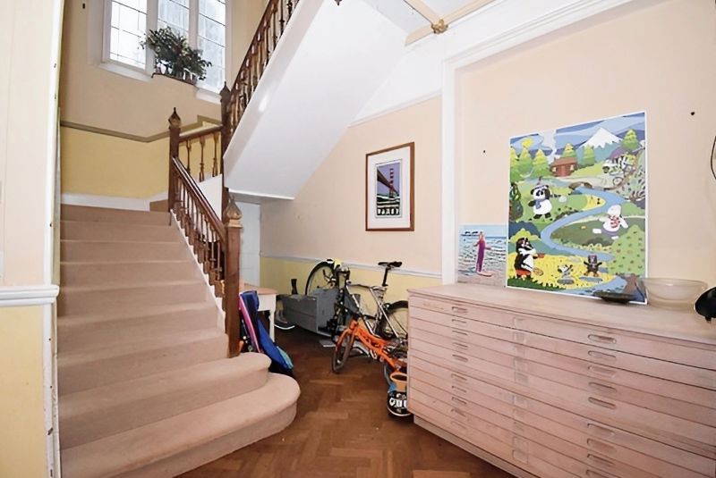 Property photo 2 of 12 Photo 11
