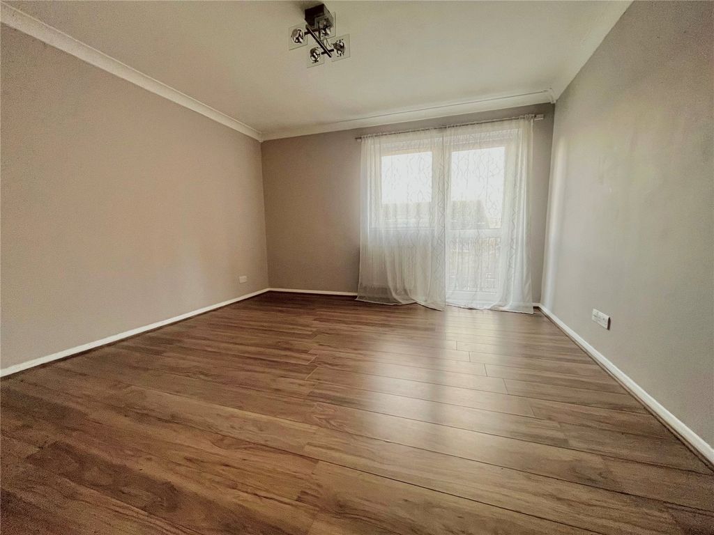 Property photo 2 of 6 Picture No. 02
