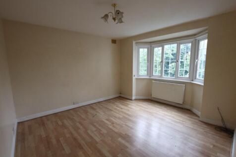 Property photo 3 of 8 236954_Chinbrook_Img_02_0000_Max_476x317