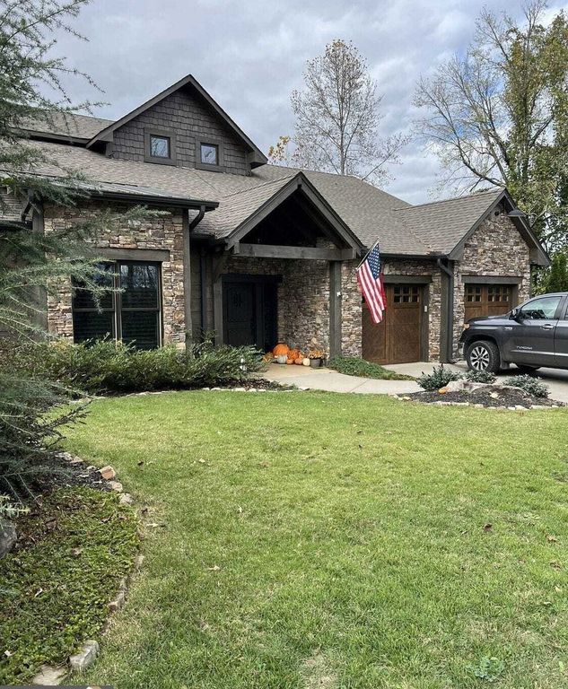 Property photo 1 of 29