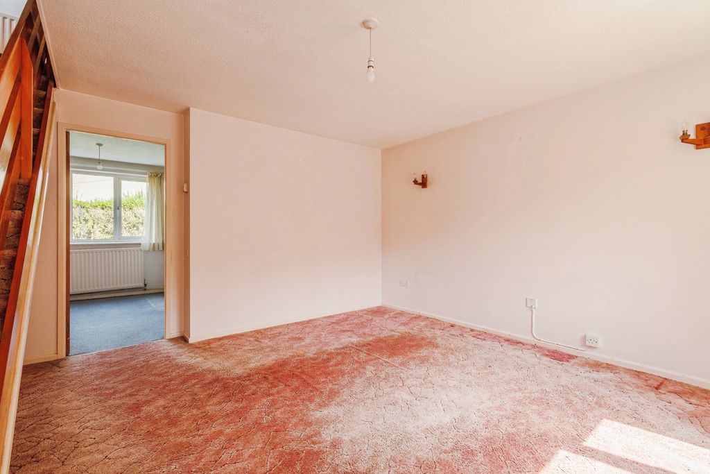 Property photo 3 of 17 Photo