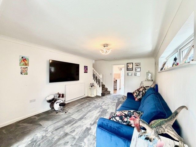 Property photo 2 of 17