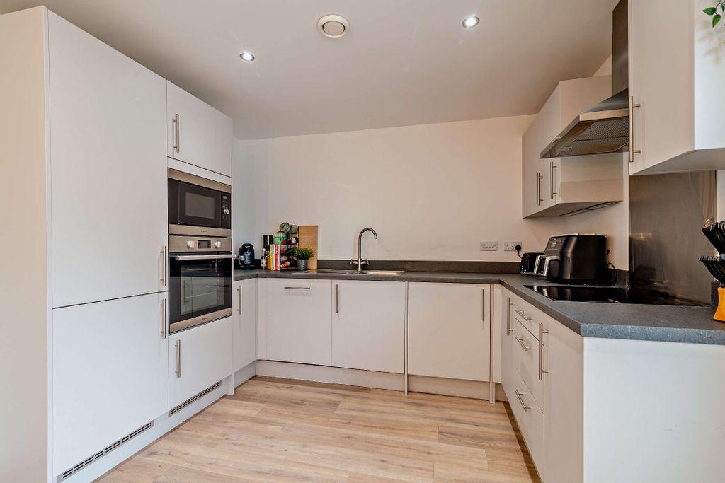 Property photo 3 of 13 Kitchen Diner