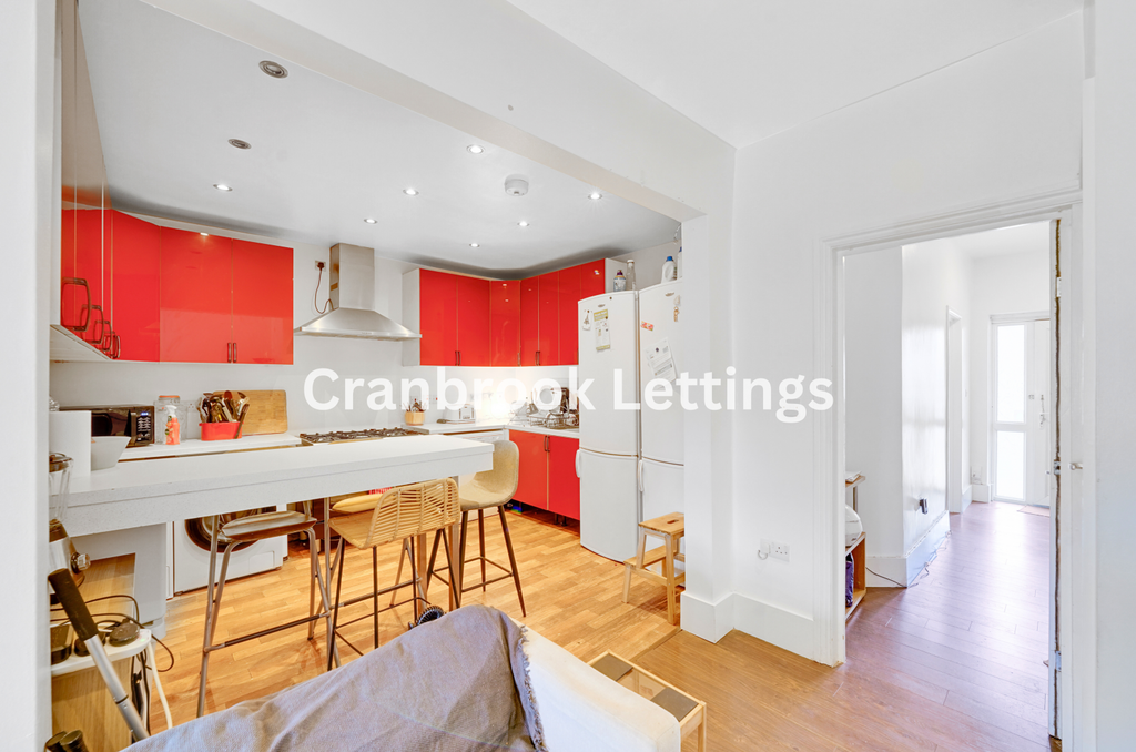 Property photo 1 of 14 Five Bedroom House For Sale