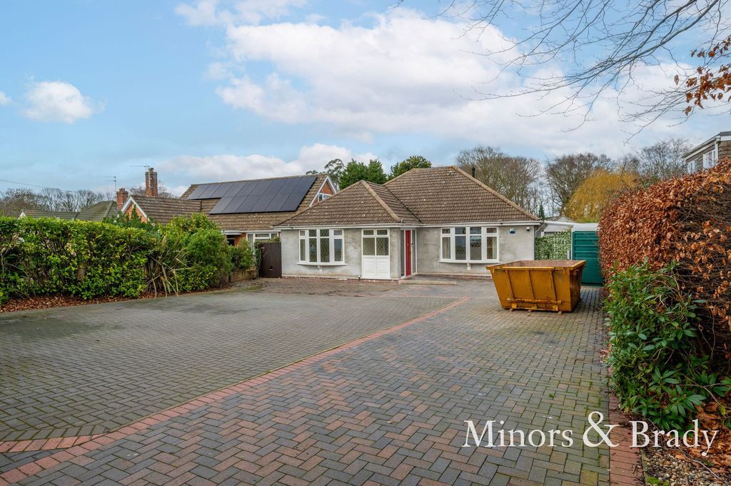 Property photo 1 of 23