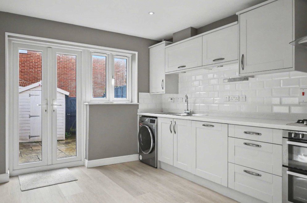 Property photo 2 of 7 Picture No. 13