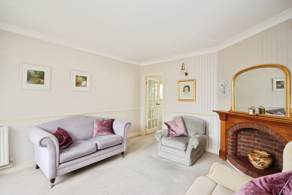Property photo 2 of 13 Photo