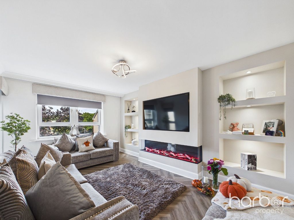 Property photo 2 of 14 5553183