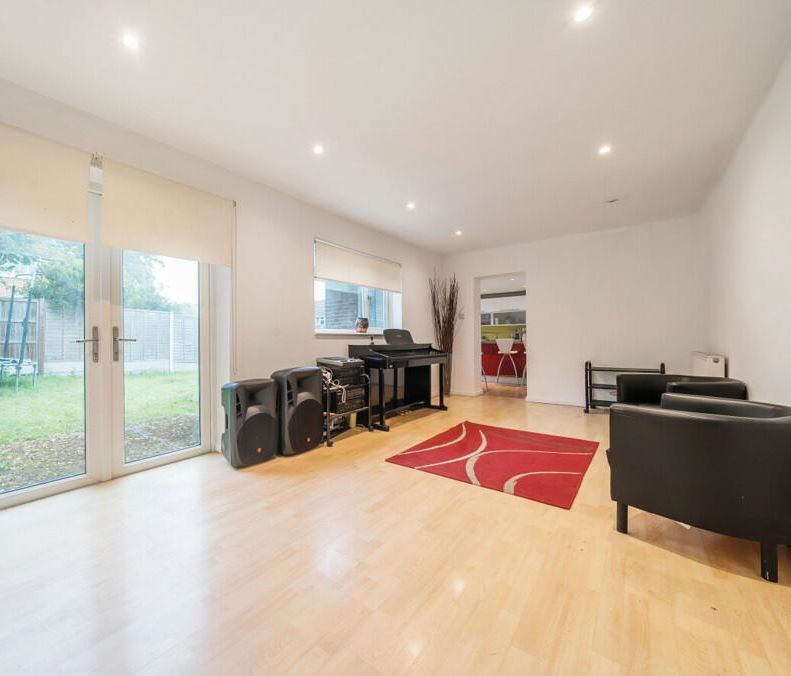 Property photo 2 of 15