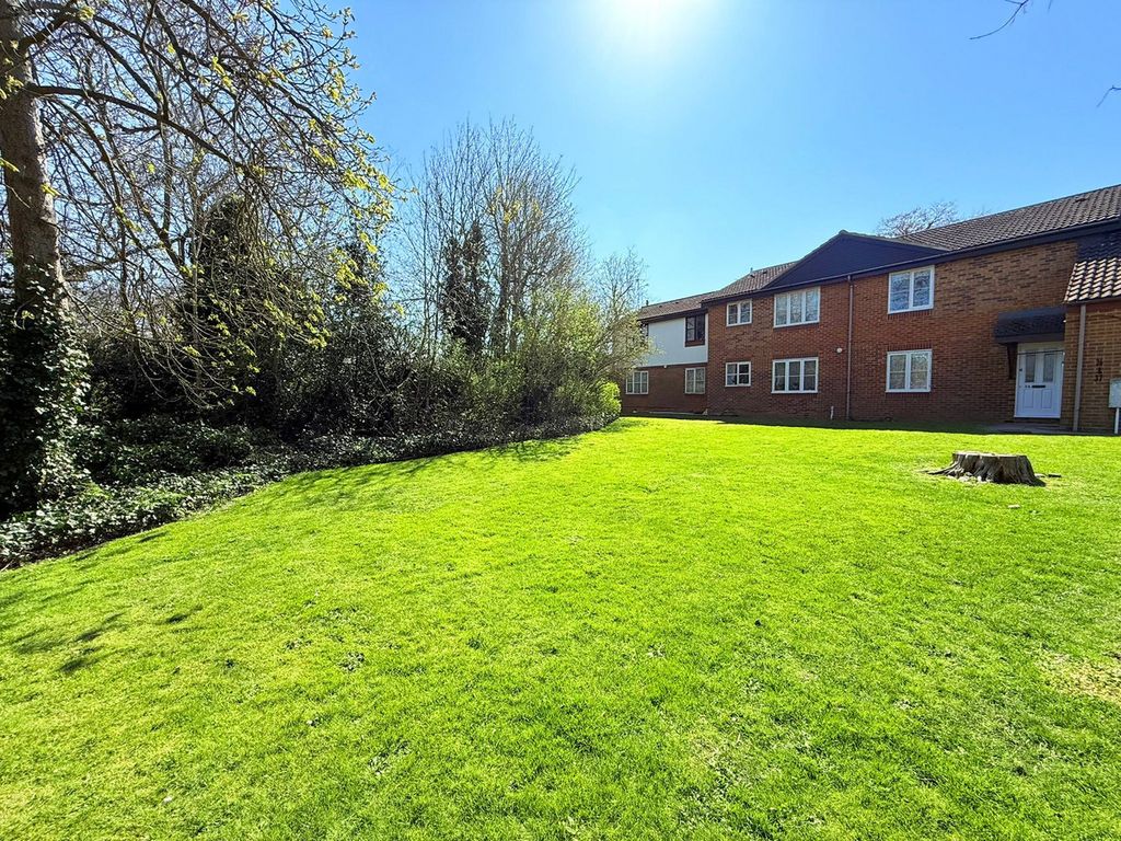 Property photo 3 of 14