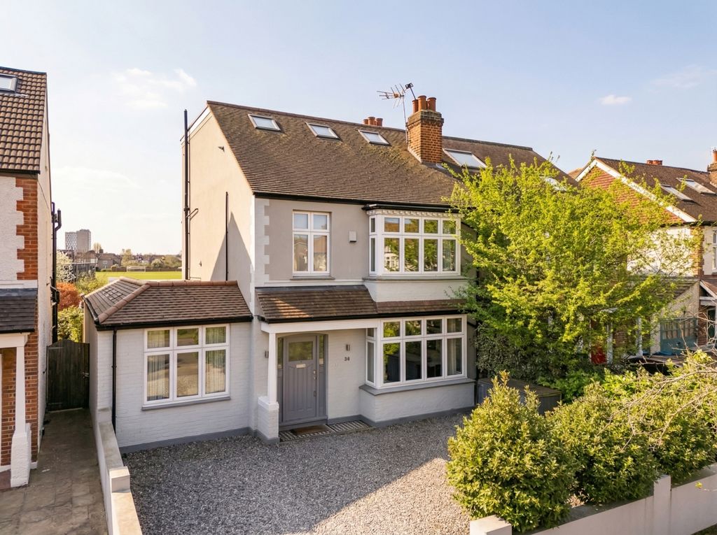 Property photo 1 of 14 Picture No. 13