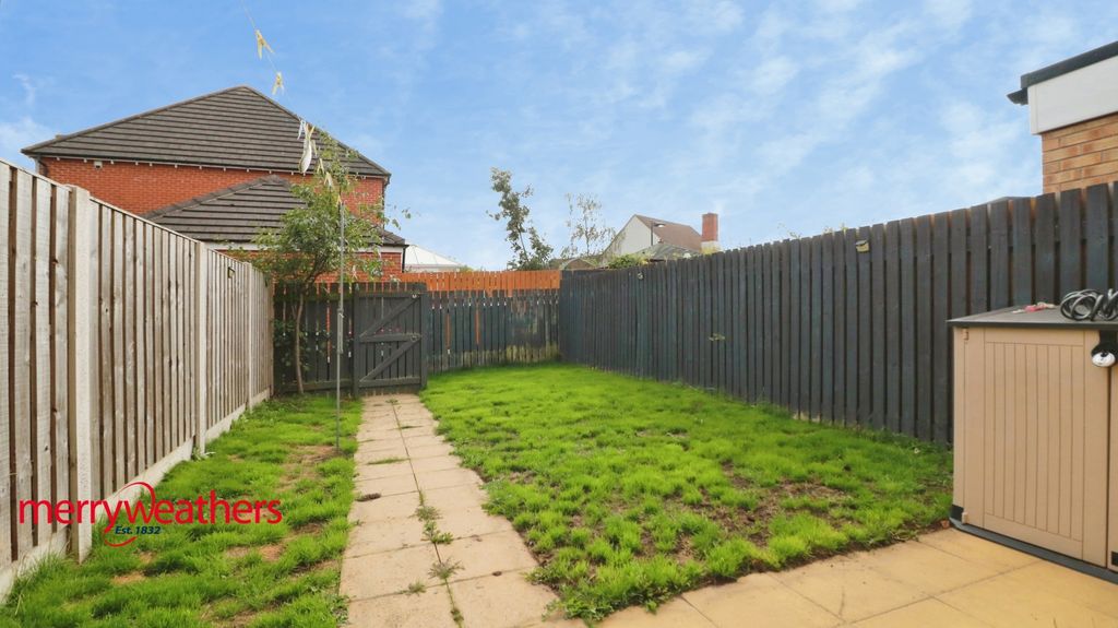 Property photo 3 of 13 External