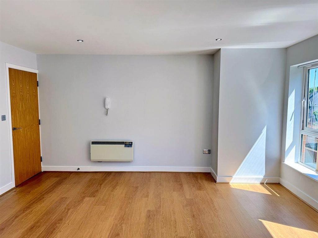Property photo 3 of 12 Img_7614.Jpg