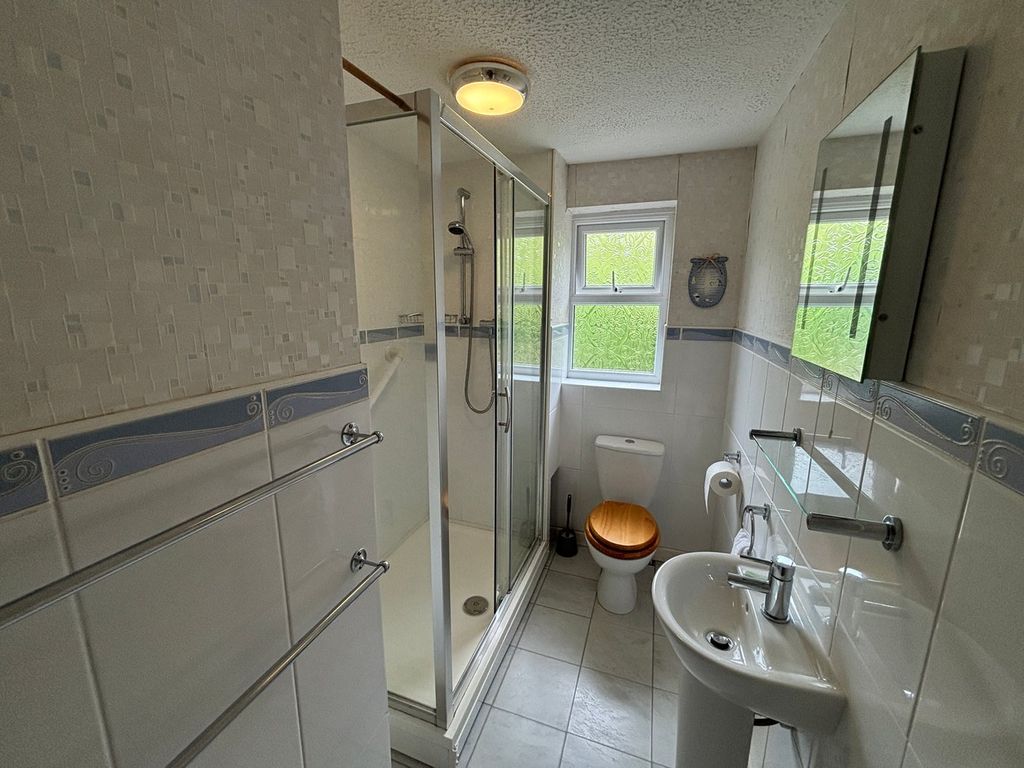 Additional image 5 of 2 bed flat for saleOakwood Close, Builth Wells LD2
