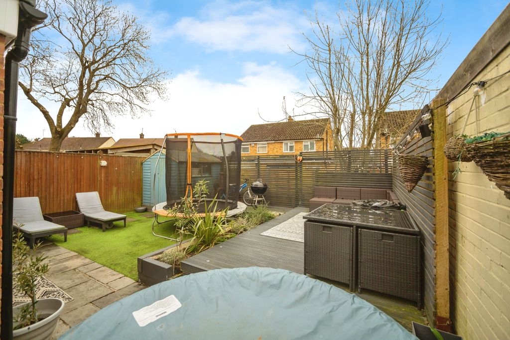 Property photo 2 of 15