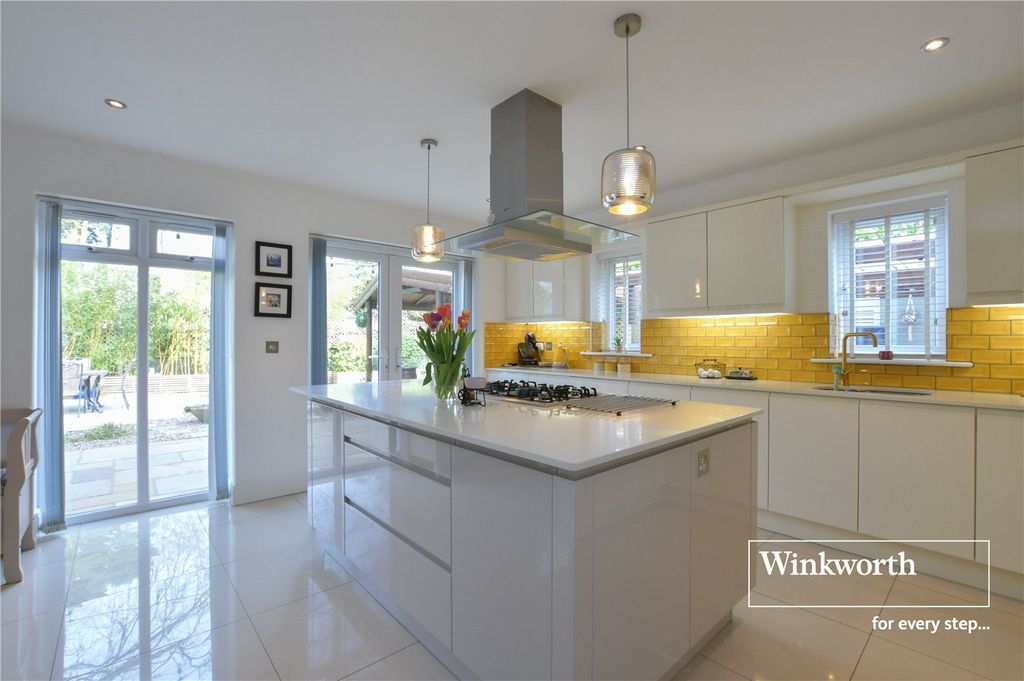 Additional image 6 of 4 bed detached house for saleWimborne Road East, Ferndown, Dorset BH22