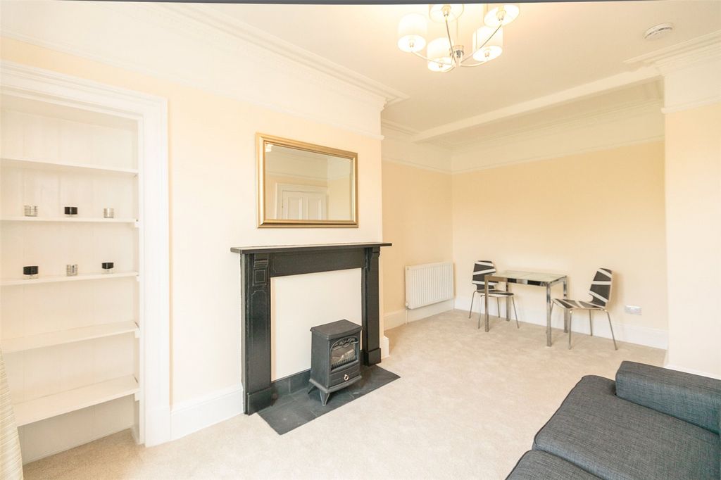 Property photo 2 of 14 Picture No. 08