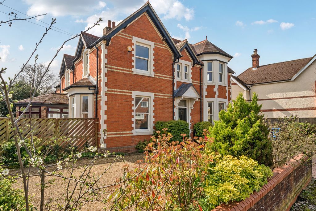 Property photo 1 of 13