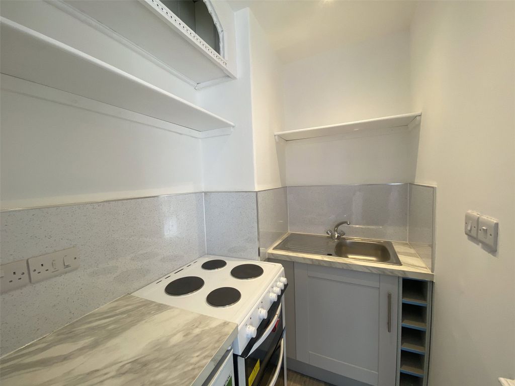 Property photo 2 of 5 Picture No. 04