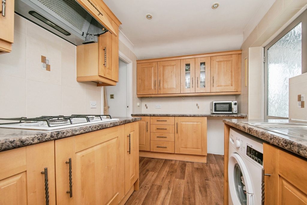 Property photo 3 of 16 Photo