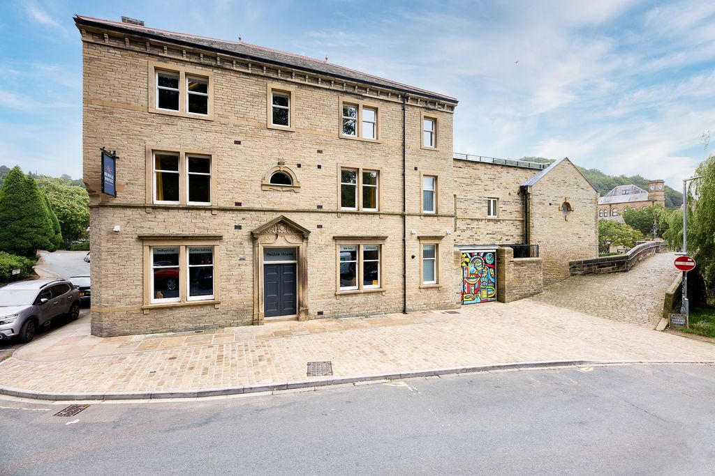 Additional image 5 of 6 bed semi-detached house for saleOldgate, Hebden Bridge HX7