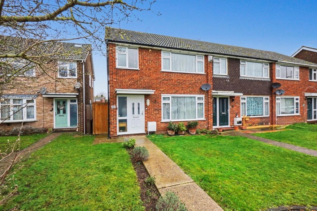 Property photo 1 of 15 4811213