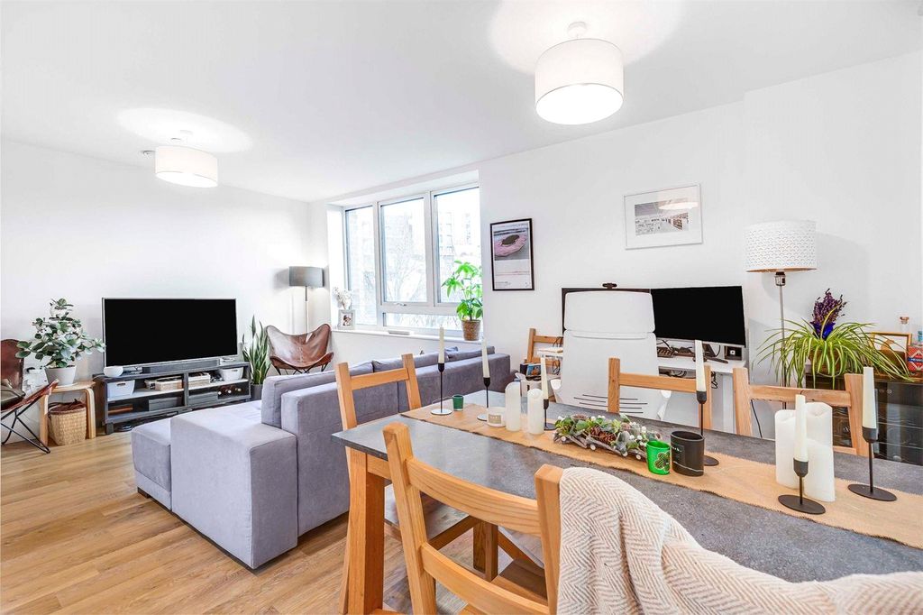 Property photo 3 of 17 Picture No. 03