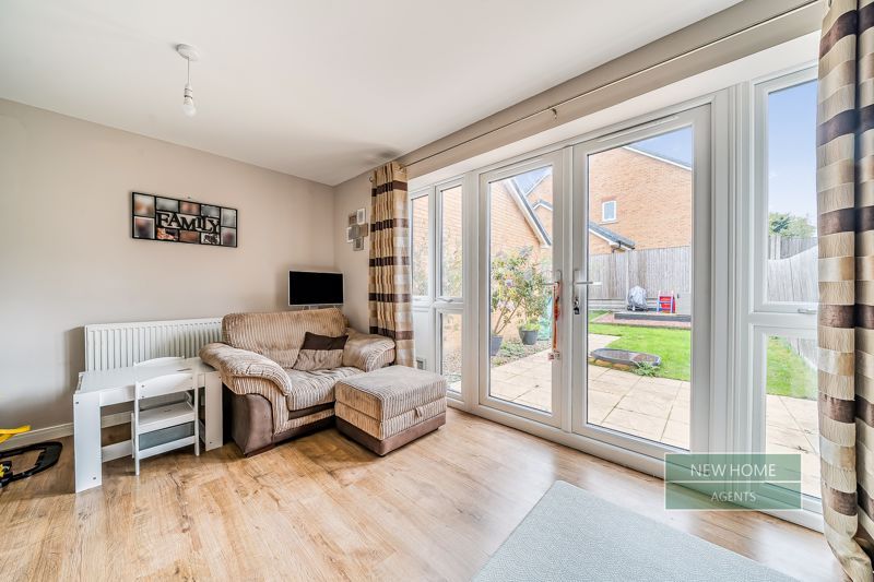 Property photo 3 of 16 Photo 12