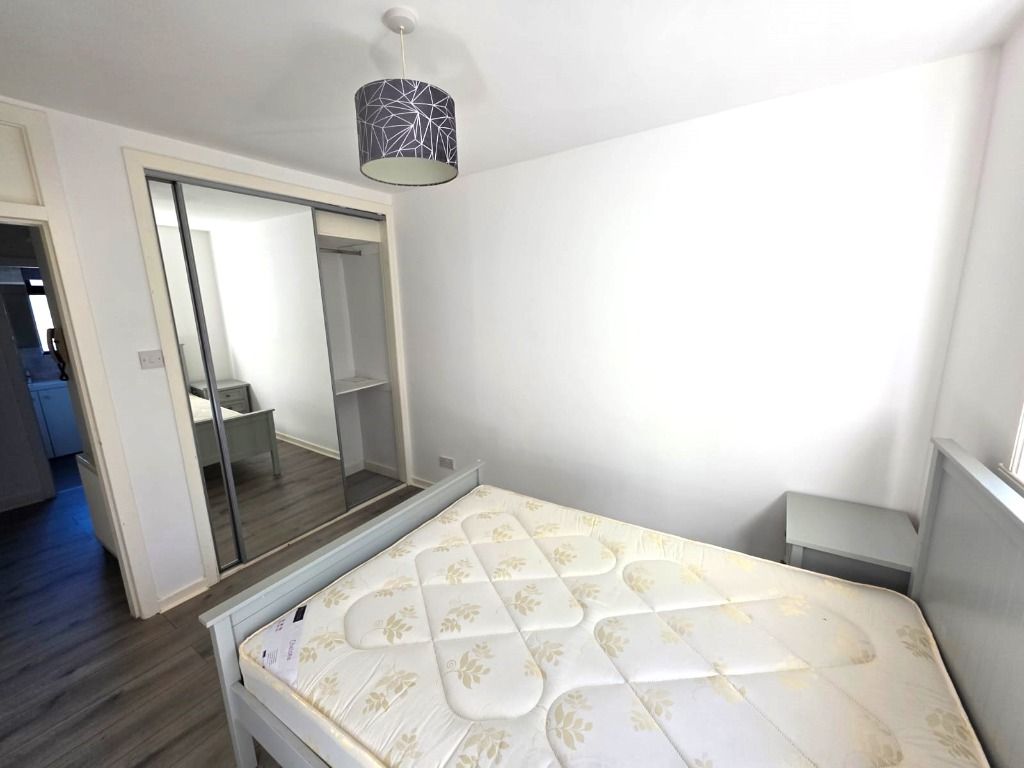 Property photo 3 of 9 Photo 3