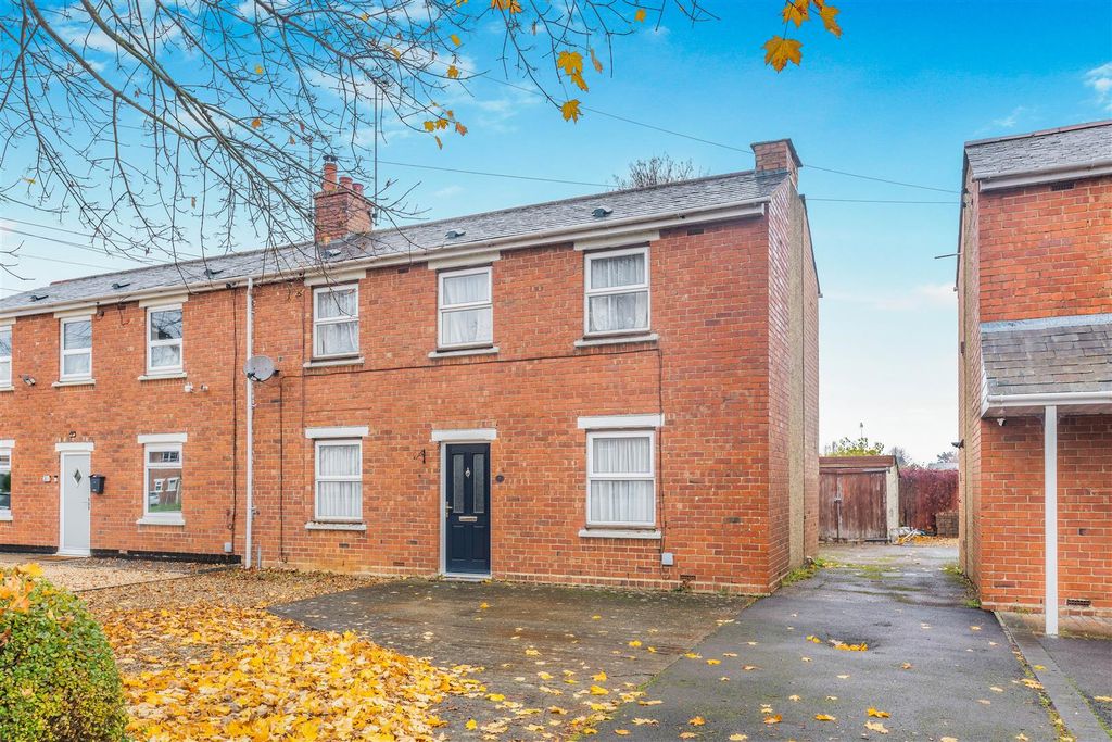 Property photo 1 of 15 7 Horton View, Banbury-2.Jpg