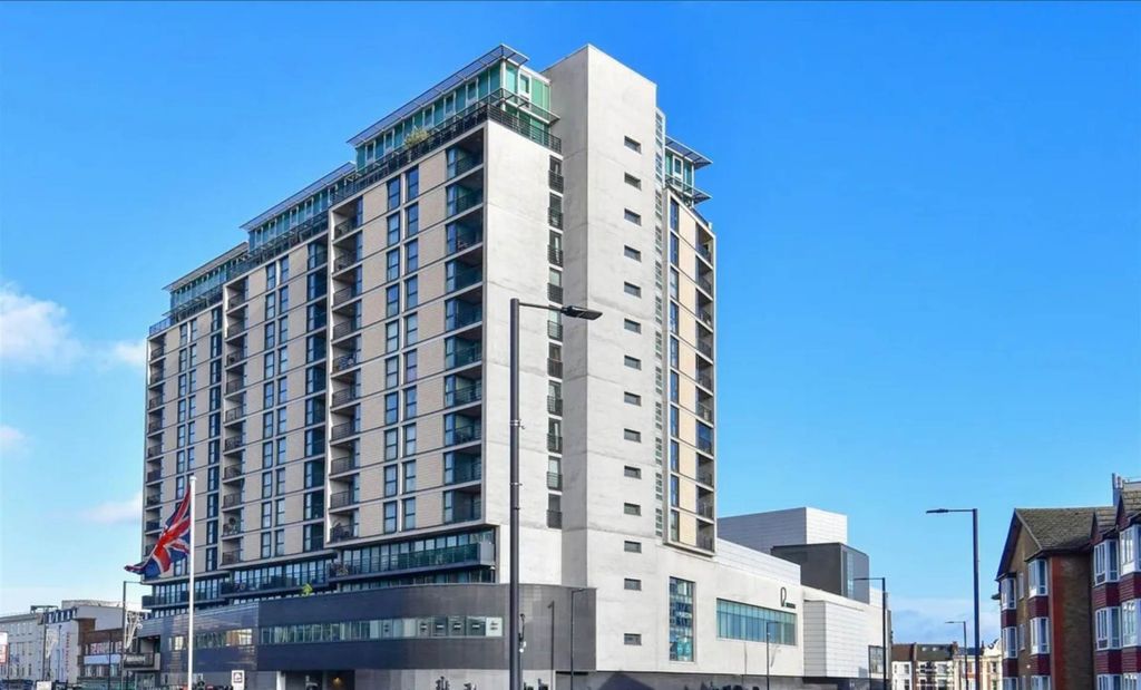 Property photo 1 of 9