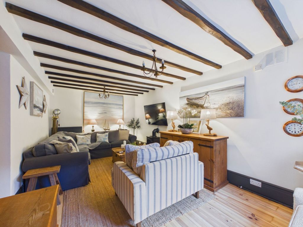 Property photo 2 of 30