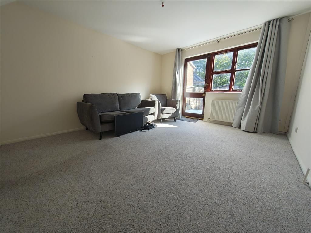 Property photo 3 of 9