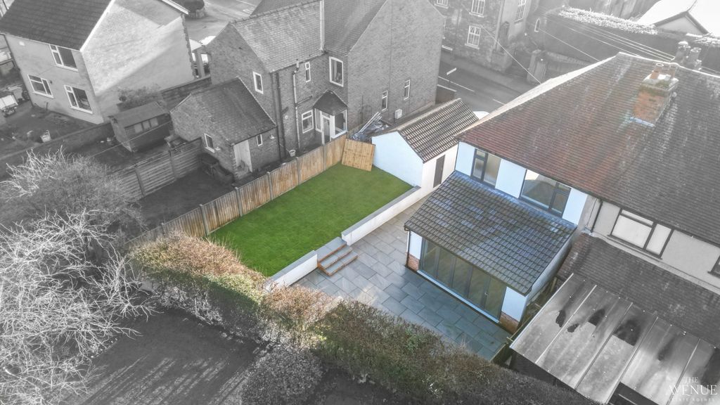 Property photo 2 of 18 3921666