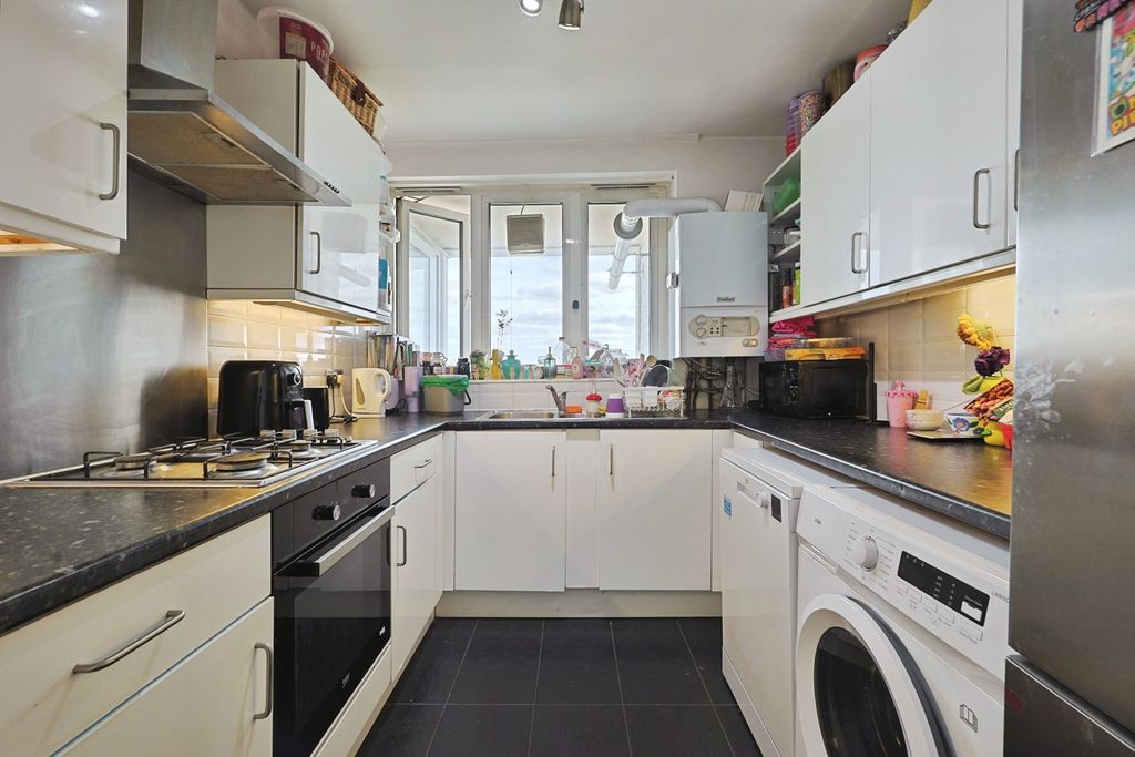 Property photo 2 of 15 Pbox-Img.Jpg